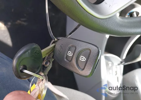 2014 Hyundai Accent Gs z USA, uszkodzony, nr VIN KMHCT5AEXEU166890